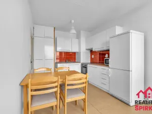 Prodej bytu 2+1, Praha - Řepy, Makovského, 67 m2