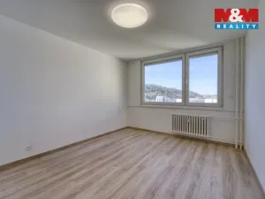 Pronájem bytu 3+kk, Praha - Karlín, U Sluncové, 65 m2