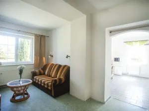 Prodej rodinného domu, Kbelany, 165 m2