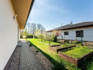 Prodej rodinného domu, Vyšehněvice, 167 m2