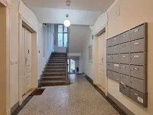 Pronájem bytu 2+kk, Praha - Vršovice, Finská, 42 m2