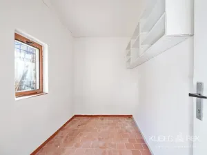 Prodej obchodního prostoru, Kamenice nad Lipou, Dobšova, 270 m2