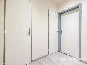 Pronájem bytu 1+kk, Praha - Chodov, Benkova, 29 m2