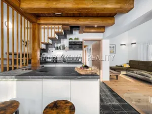 Pronájem rodinného domu, Horní Planá - Pernek, 156 m2