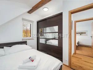 Pronájem rodinného domu, Horní Planá - Pernek, 156 m2