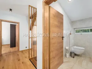 Pronájem chalupy, Horní Planá - Pernek, 156 m2