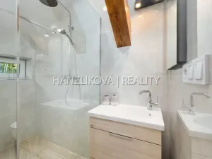 Pronájem chalupy, Horní Planá - Pernek, 156 m2