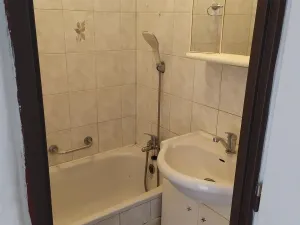 Prodej bytu 2+1, Cheb, Jungmannova, 53 m2