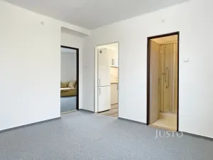 Pronájem bytu 3+1, Praha, Za humny, 66 m2