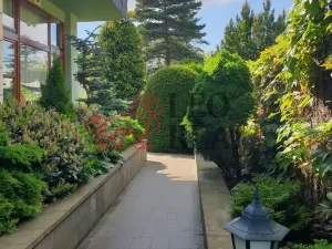 Prodej vily, Říčany - Strašín, Modřínová, 458 m2