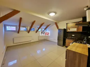 Pronájem bytu 1+kk, Olomouc, Masarykova třída, 30 m2