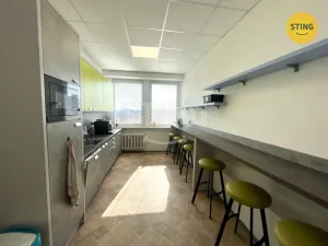 Pronájem kanceláře, Ostrava, Kounicova, 323 m2