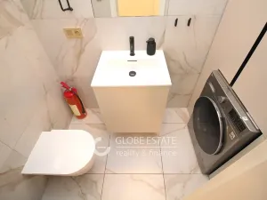 Prodej kanceláře, Praha - Karlín, 128 m2