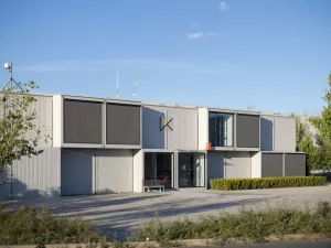 Pronájem komerční nemovitosti, Kozomín, 322 m2