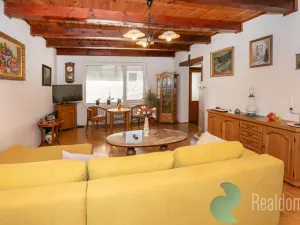 Prodej rodinného domu, Hrdějovice, Ke Kapličce, 217 m2