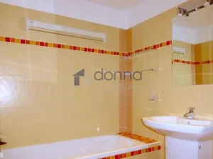 Pronájem bytu 3+1, Praha, Viklefova, 96 m2