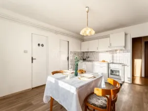 Prodej rodinného domu, Starovice, 300 m2