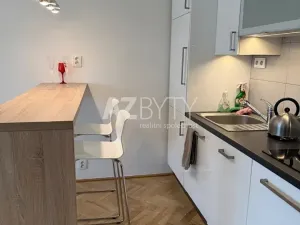 Pronájem bytu 1+kk, Praha - Strašnice, V olšinách, 39 m2