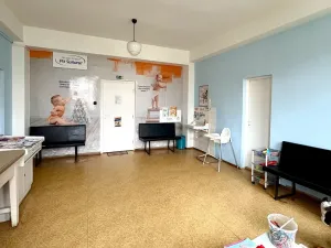 Pronájem ordinace, Brno, Juliánovské náměstí, 76 m2