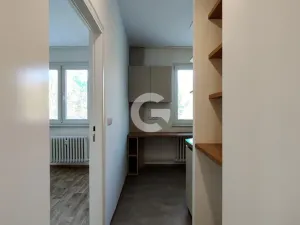 Pronájem bytu 2+1, Zlín, Dřevnická, 59 m2