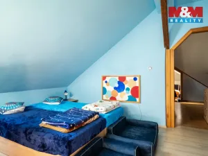 Prodej rodinného domu, Hajany, 285 m2