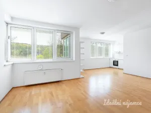Pronájem bytu 1+kk, Praha - Košíře, Zahradníčkova, 46 m2