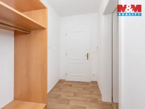 Pronájem bytu 1+kk, Studeněves, 32 m2