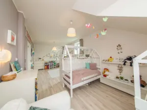 Pronájem rodinného domu, Veltrusy, Lomená, 139 m2