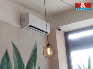 Prodej obchodního prostoru, Ostrava - Poruba, Hlavní třída, 69 m2