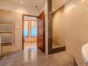 Prodej rodinného domu, Václavovice, Zálesí, 332 m2