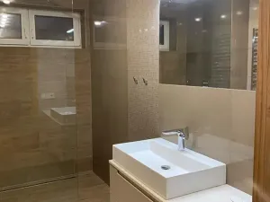 Pronájem bytu 5+kk, Komorní Lhotka, 200 m2