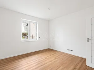 Prodej rodinného domu, Kozárovice, 120 m2