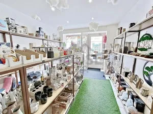 Pronájem obchodního prostoru, Praha - Kobylisy, Klapkova, 40 m2