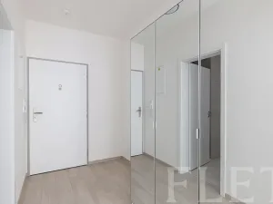 Pronájem bytu 1+kk, Praha - Vysočany, Gerstelova, 38 m2