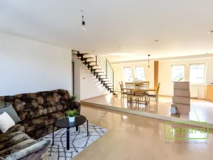 Pronájem bytu 5+kk, Brno, Slámova, 150 m2