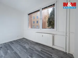 Prodej bytu 4+1, Volary, Sídl. Míru, 80 m2