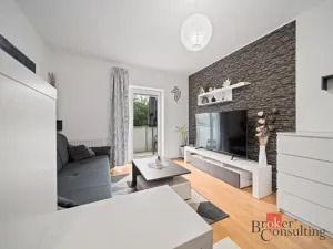 Pronájem bytu 1+kk, Hradec Králové - Nový Hradec Králové, Kejzlarova, 31 m2