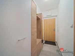 Pronájem bytu 1+kk, Hradec Králové - Nový Hradec Králové, Kejzlarova, 31 m2