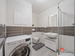 Pronájem bytu 1+kk, Hradec Králové - Nový Hradec Králové, Kejzlarova, 31 m2