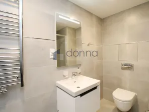 Pronájem bytu 2+kk, Praha, Kotlaska, 57 m2