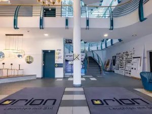 Pronájem obchodního prostoru, Praha - Křeslice, 3300 m2