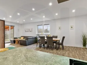 Prodej rodinného domu, Hrdlořezy, 126 m2