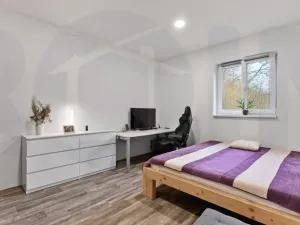 Prodej rodinného domu, Hrdlořezy, 126 m2