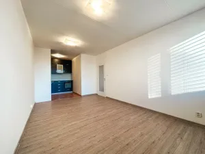 Pronájem bytu 2+kk, Praha - Stodůlky, Kálikova, 43 m2