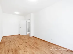Pronájem bytu 2+kk, Praha - Vysočany, Gerstelova, 52 m2