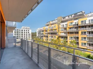 Pronájem bytu 2+kk, Praha - Vysočany, Gerstelova, 52 m2