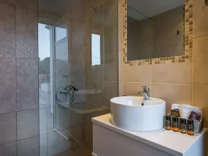 Prodej rodinného domu, Afráta, Řecko, 200 m2