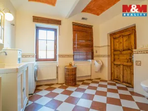 Prodej rodinného domu, Keblice, 290 m2