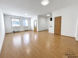 Pronájem bytu 1+kk, Hodonín, Národní třída, 50 m2