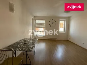 Pronájem bytu 2+kk, Zlín, Zelinova, 53 m2